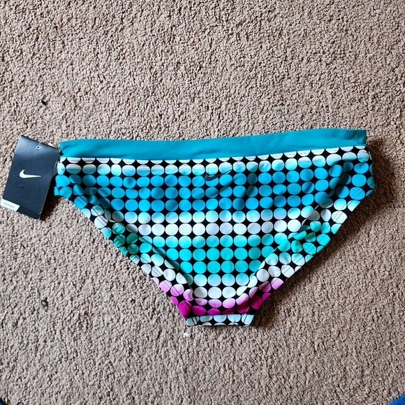 Nike 2pc Tankini swimsuit - Picture 3 of 13